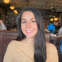 Sitter Profile Image: Elizabeth D.