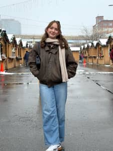 Sitter Profile Image: Claire R.