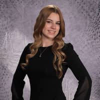 Sitter Profile Image: Caitlin R.