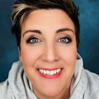 Sitter Profile Image: Shannon V.