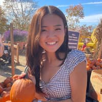 Sitter Profile Image: Kacy N.