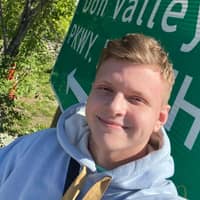 Sitter Profile Image: Thomas K.