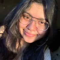 Sitter Profile Image: Heidy C.