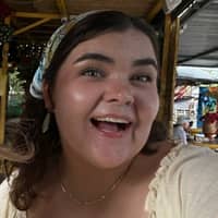 Sitter Profile Image: Arianna D.