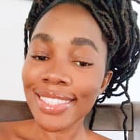 Sitter Profile Image: Sarah M.