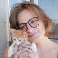 Sitter Profile Image: Sara K.