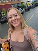 Sitter Profile Image: Victoria J.