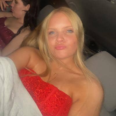 Sitter Profile Image: Taylor W.
