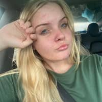 Sitter Profile Image: Taylor W.