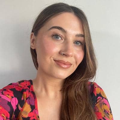 Sitter Profile Image: Siana W.