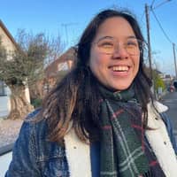 Sitter Profile Image: Jenny L.