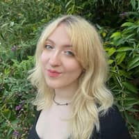 Sitter Profile Image: Olivia C.