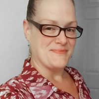 Sitter Profile Image: Hollie S.