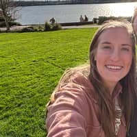 Sitter Profile Image: Kate Y.