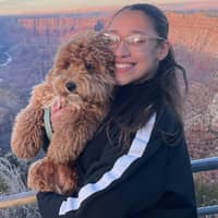 Sitter Profile Image: valerie r.