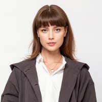 Sitter Profile Image: IVY L.