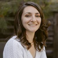 Sitter Profile Image: Camille H.