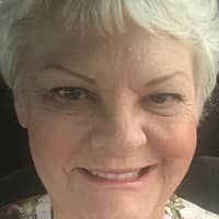 Sitter Profile Image: Lynne A.