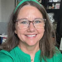 Sitter Profile Image: Marie L.