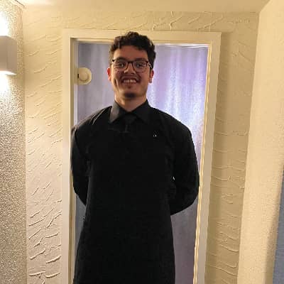 Sitter Profile Image: Joao Werner D.