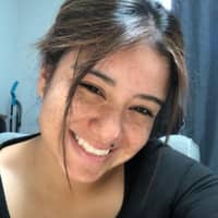 Sitter Profile Image: Angela R.