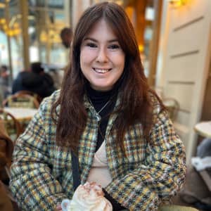 Sitter Profile Image: Claudia D.