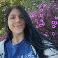 Sitter Profile Image: Mireya M.
