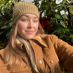 Sitter Profile Image: Haleigh K.