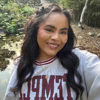 Sitter Profile Image: Kristen G.