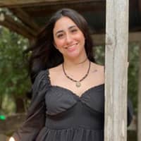 Sitter Profile Image: Miranda N.