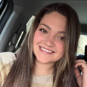 Sitter Profile Image: Baylee F.