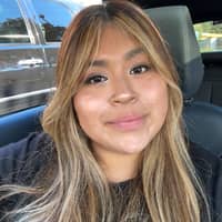 Sitter Profile Image: Julia P.