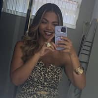 Sitter Profile Image: Edith V.