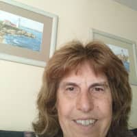 Sitter Profile Image: Linda S.