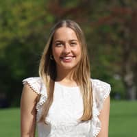 Sitter Profile Image: Jenna P.