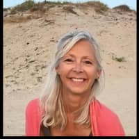 Photo de profil du pet sitter : Estelle R.