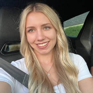 Sitter Profile Image: Celine H.