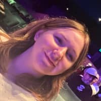 Sitter Profile Image: Holly R.