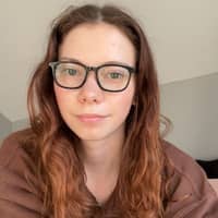 Sitter Profile Image: Lois B.