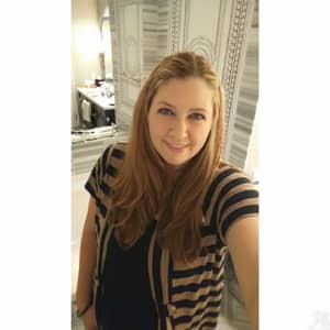 Laura L.