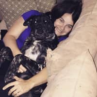 Sitter Profile Image: Laura L.