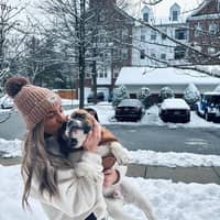 Sitter Profile Image: Isabel P.