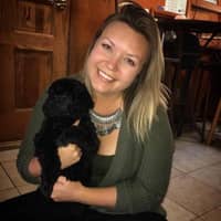 Sitter Profile Image: Carlie H.