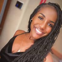 Sitter Profile Image: Roshonda T.