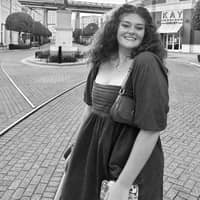 Sitter Profile Image: Savannah S.