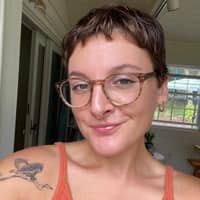 Sitter Profile Image: Hannah L.