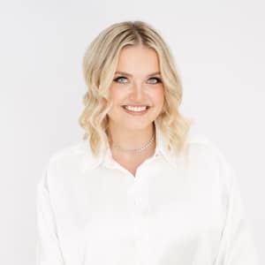 Sitter Profile Image: Cassie F.