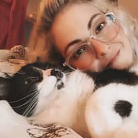 Sitter Profile Image: Kayleigh E.