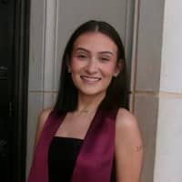 Sitter Profile Image: Ashleigh H.