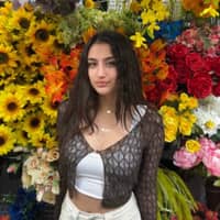 Sitter Profile Image: Elanna D.